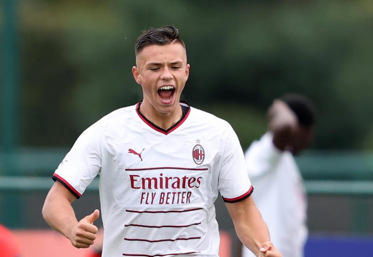 Fulham Check Up On Ac Milan Talent Jan Carlo Simic