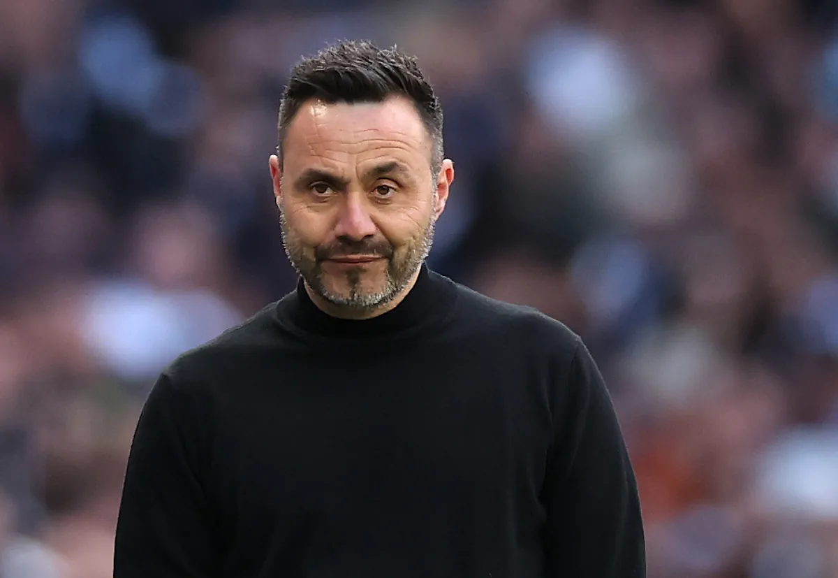 Roberto De Zerbi looks on as Tottenham Hotspur manager