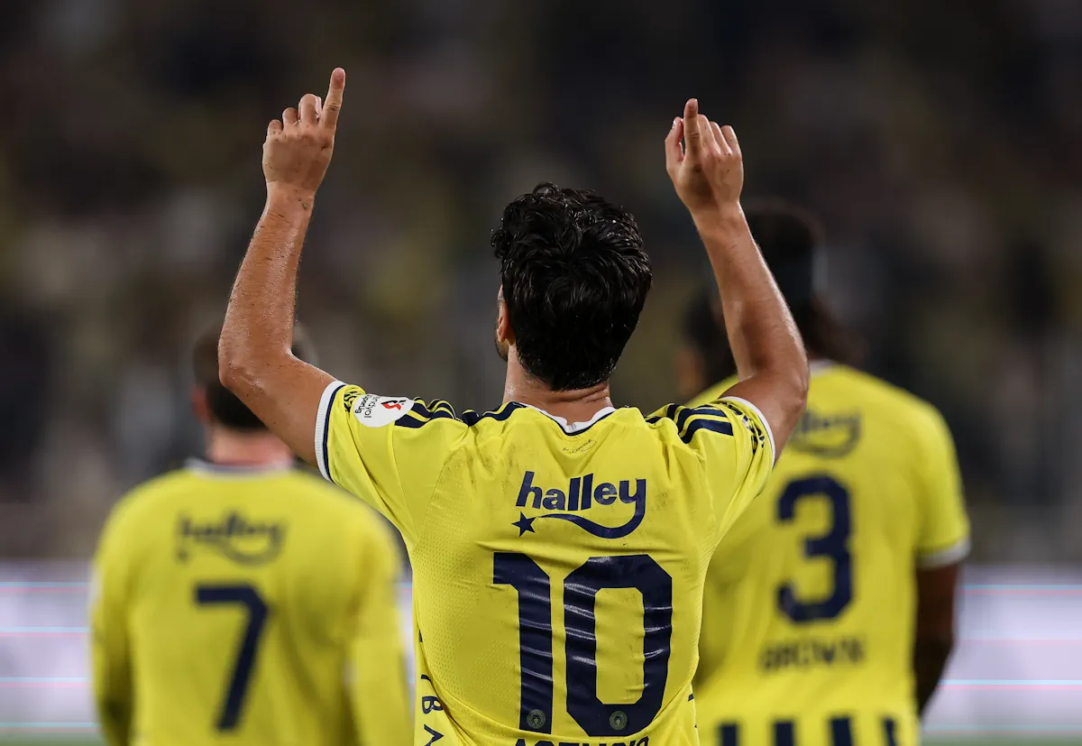 ‘Reactive Negatively’ – Star Refused Bench Slot In Aston Villa Game After Selection Snub